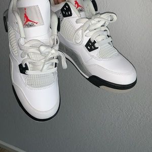 Air Jordan “Cement” 4s